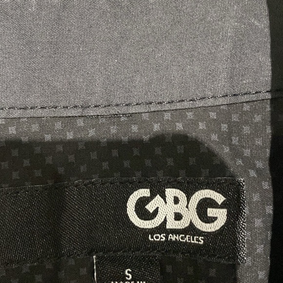 Small Black and grey shirt - Picture 2 of 4